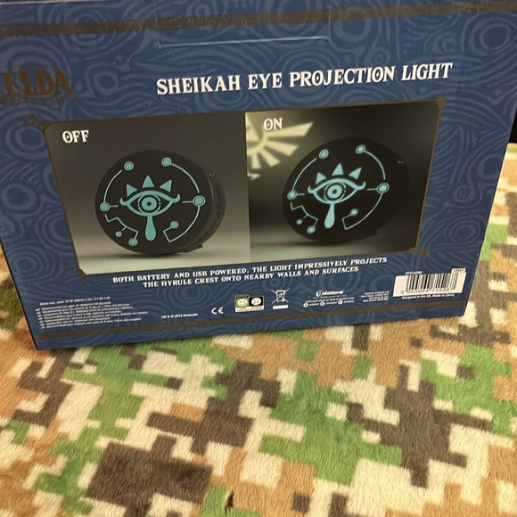 The Legend of Zelda Sheikah Projection light/lamp - Nintendo - Picture 2 of 6
